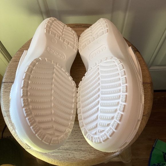 Women’s White Platform Crocs Classic Clog Shoes Size 9 - Picture 6 of 9